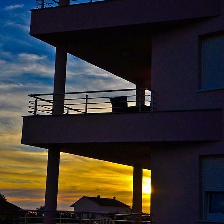 Apartments Lalea ザダル エクステリア 写真