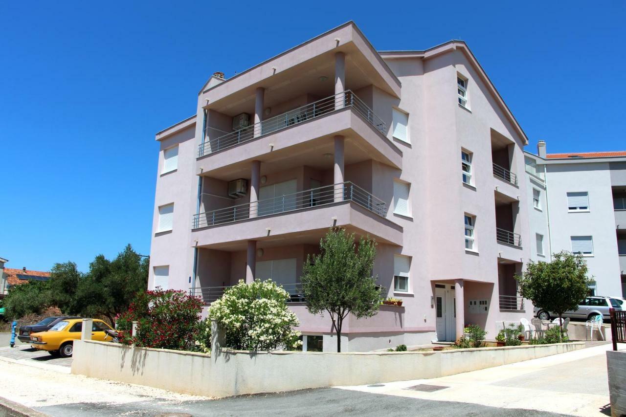 Apartments Lalea ザダル エクステリア 写真
