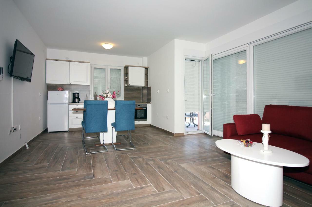 Apartments Lalea ザダル エクステリア 写真