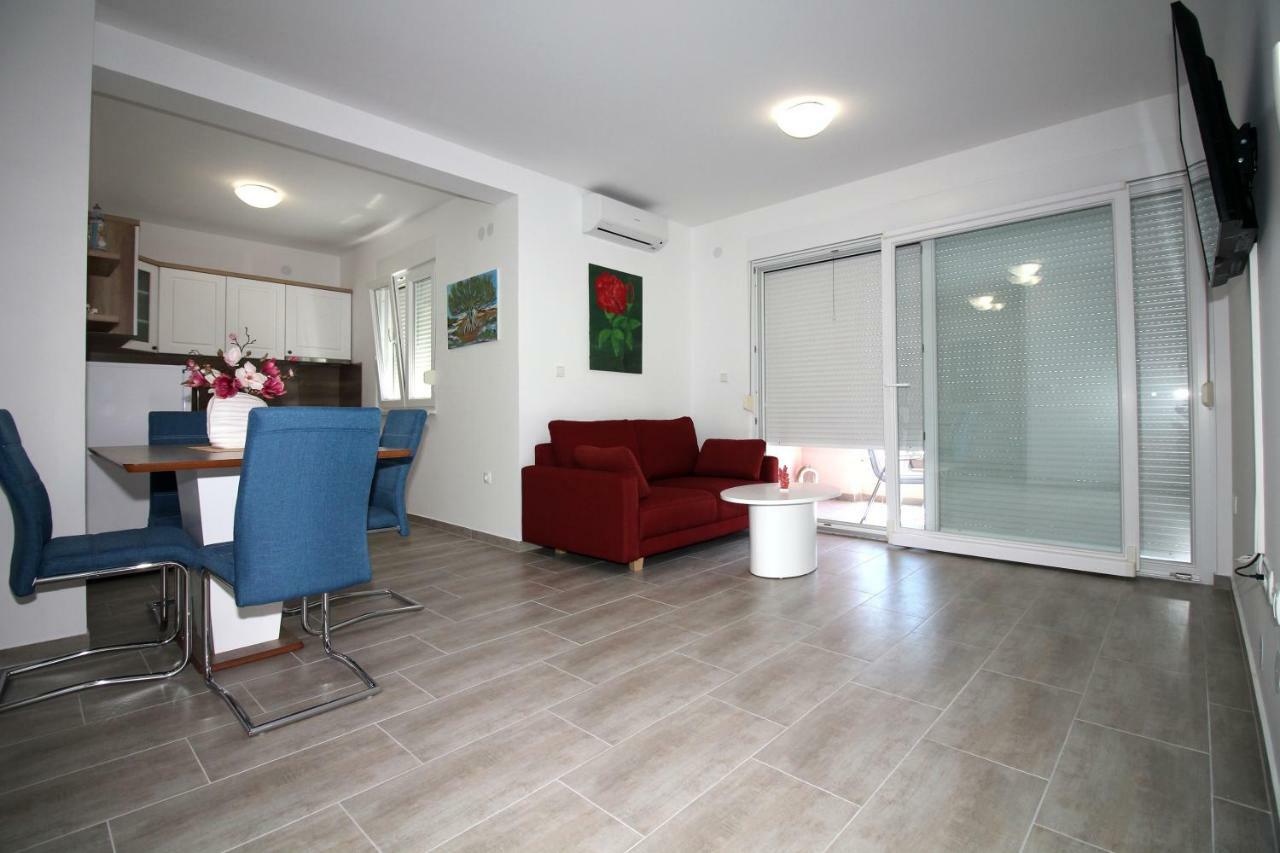 Apartments Lalea ザダル エクステリア 写真