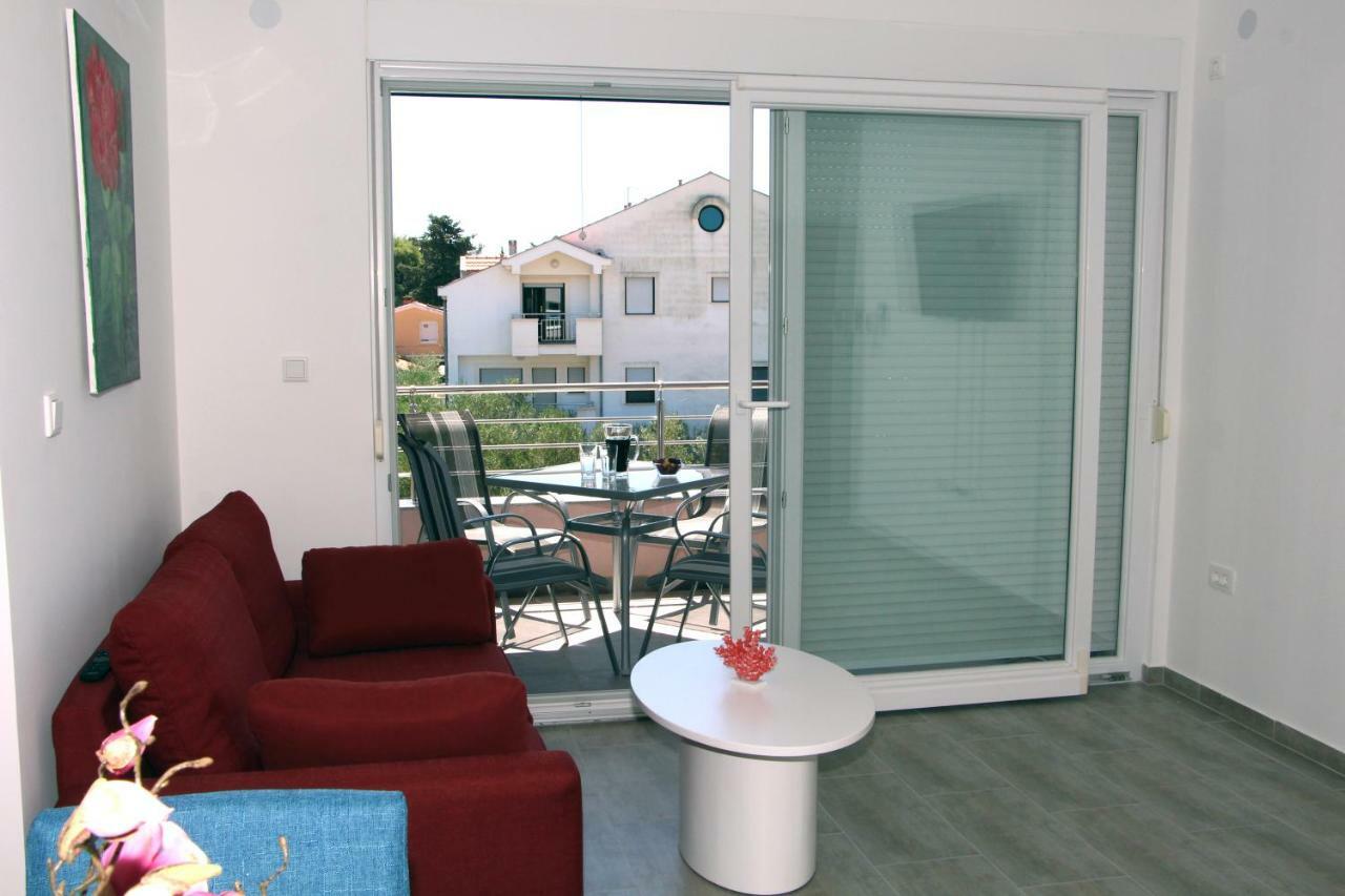 Apartments Lalea ザダル エクステリア 写真